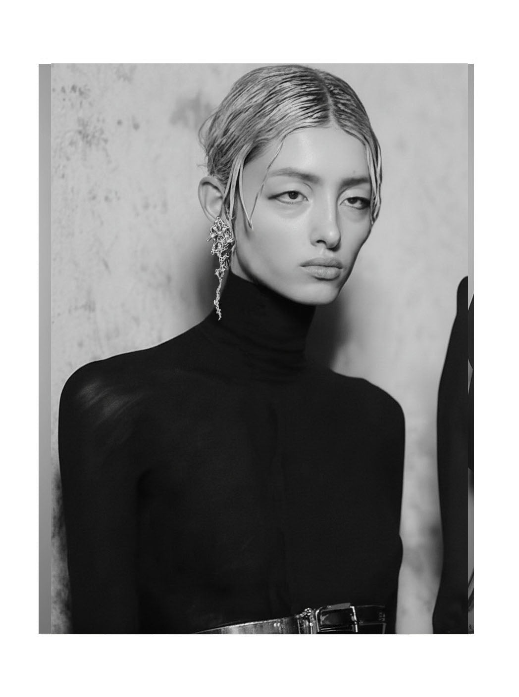 ARALYTHE OBSCURCIA I EARRING & BROCHE
